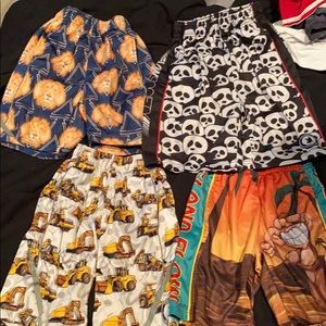 FLOW SOCIETY BOYS SMALL SHORTS